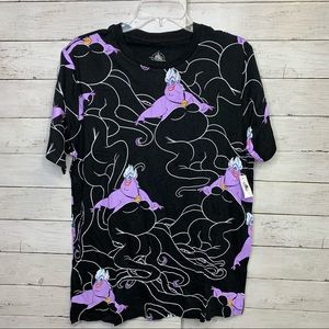 🆕 Disney Ursula from Little Mermaid T-shirt 🔥
